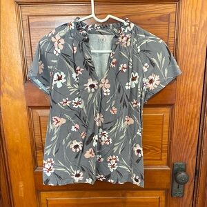 LOFT Women's Floral Gray Top